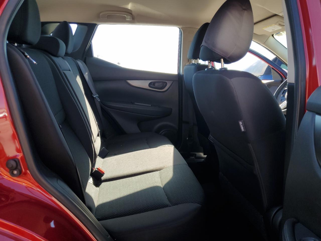 2018 Nissan Rogue Sport S VIN: JN1BJ1CP9JW185297 Lot: 71884775