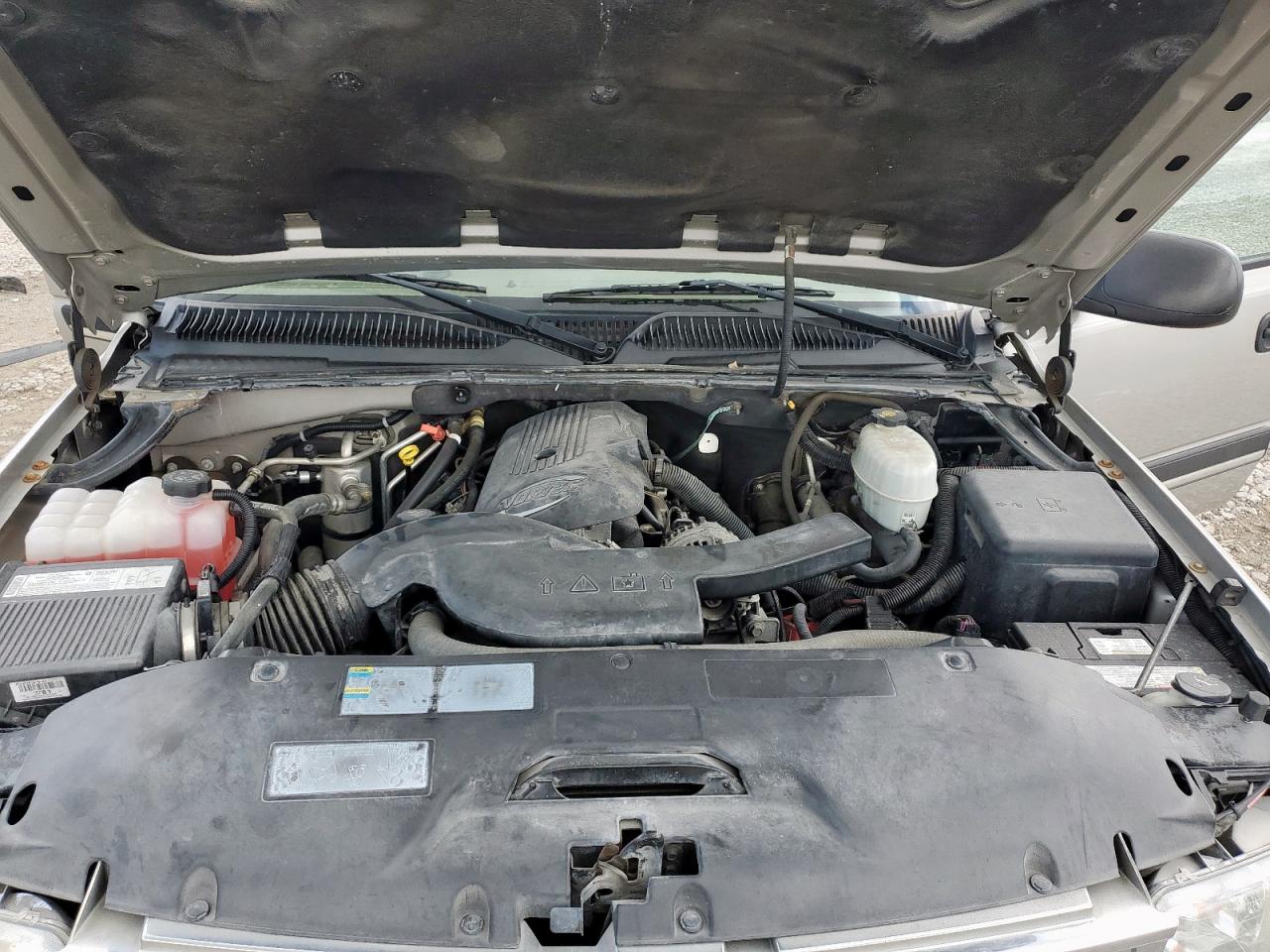 2005 Chevrolet Suburban C1500 VIN: 3GNEC16Z05G258019 Lot: 82112475