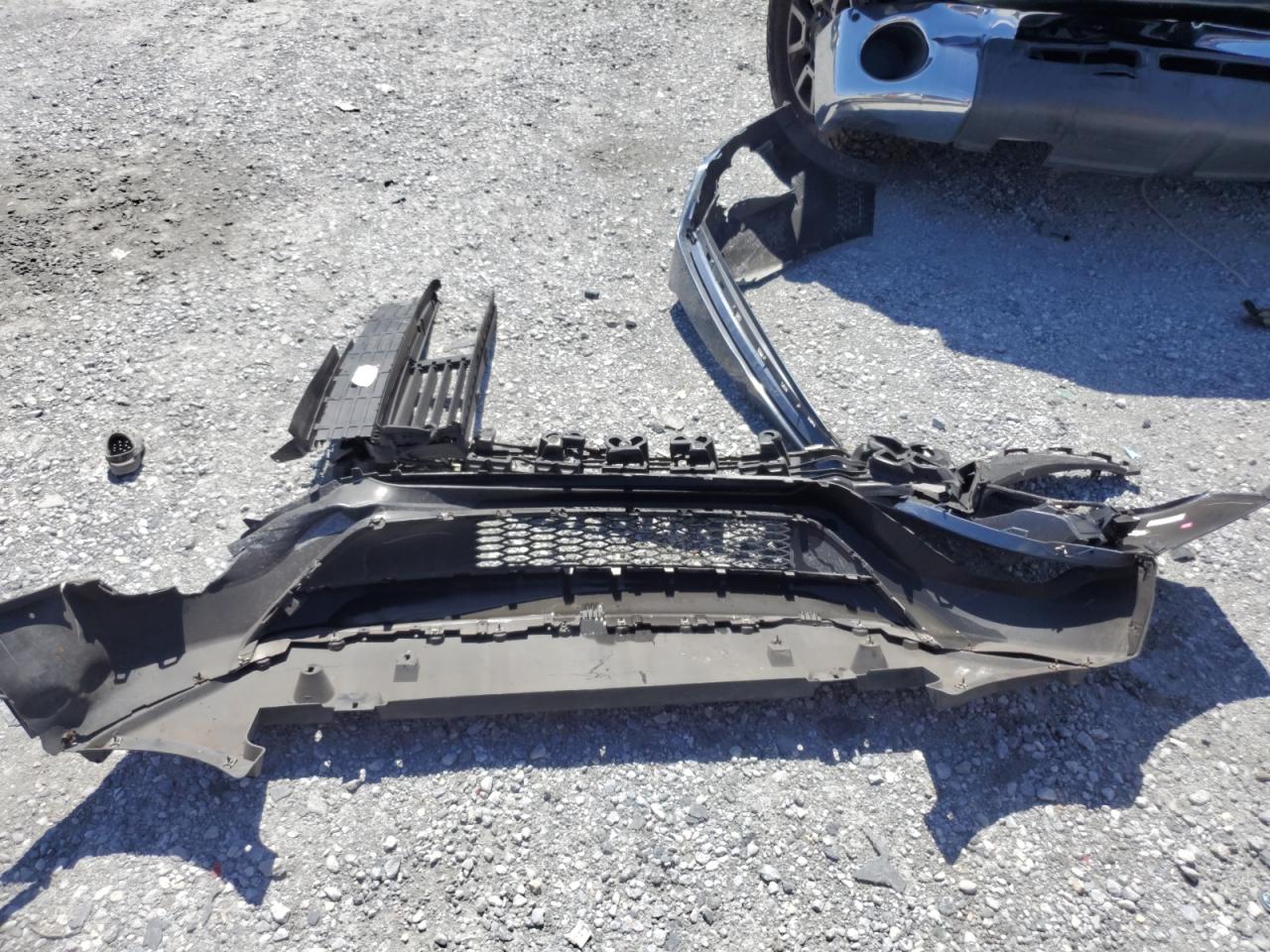 2018 Ford Edge Sel VIN: 2FMPK3J9XJBC10060 Lot: 83871575