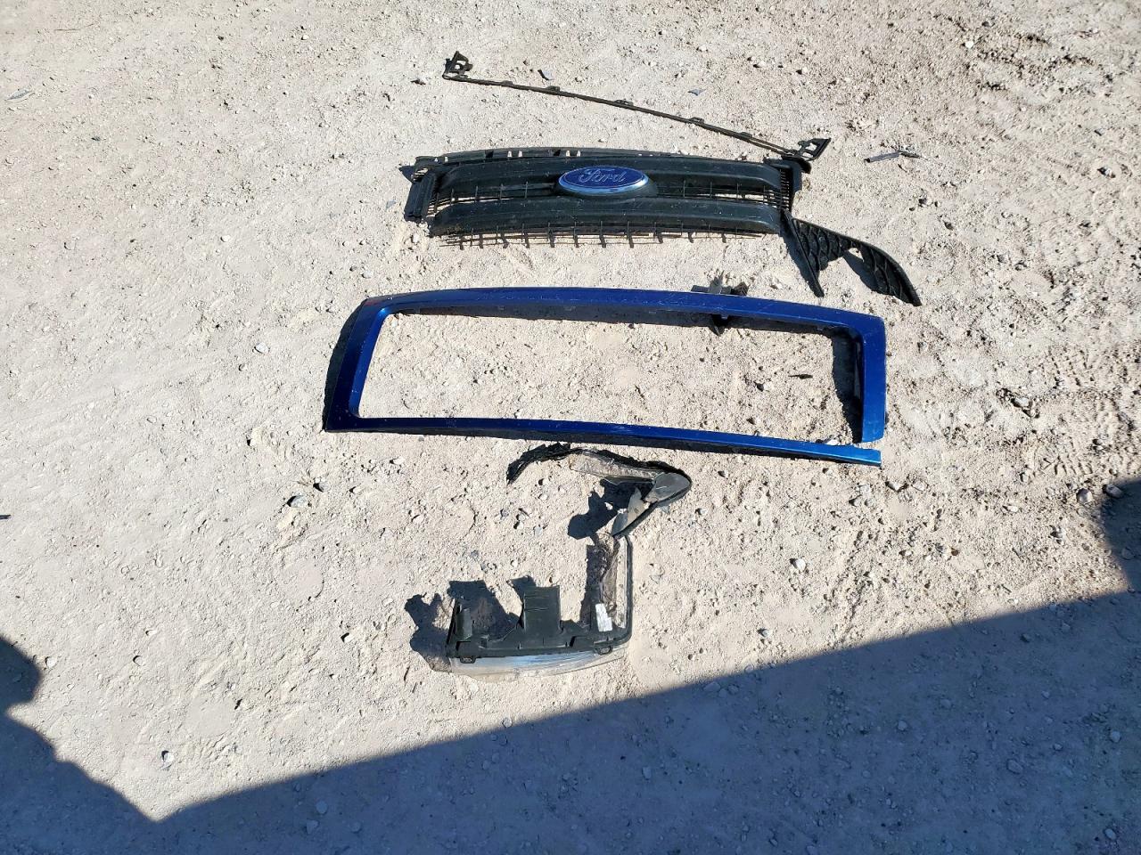 2013 Ford F150 Super Cab VIN: 1FTFX1CF2DFB80807 Lot: 81038385