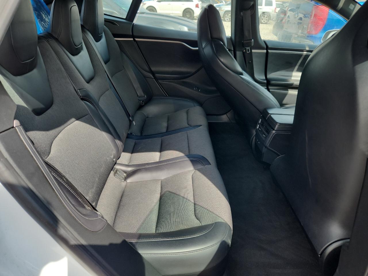 2018 Tesla Model S VIN: 5YJSA1E22JF281078 Lot: 71273815