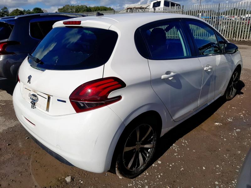 2016 PEUGEOT 208 XS LIME 1.2 PURETECH XS-LIME 5DR