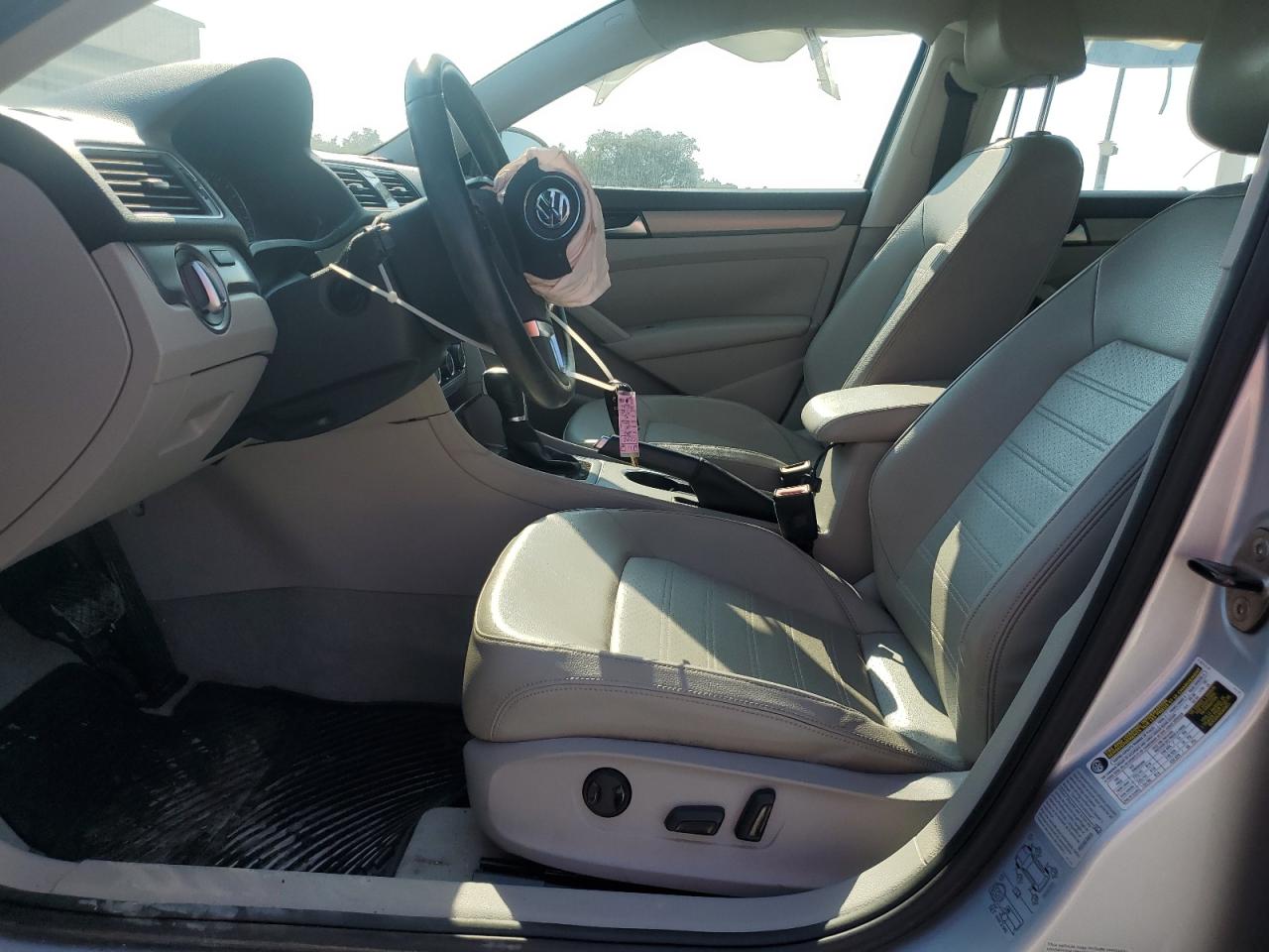 2015 Volkswagen Passat Se VIN: 1VWBS7A34FC004741 Lot: 80783475