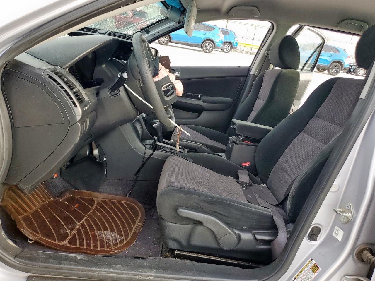 2004 Honda Accord Dx VIN: 1HGCM56184A148722 Lot: 84833795