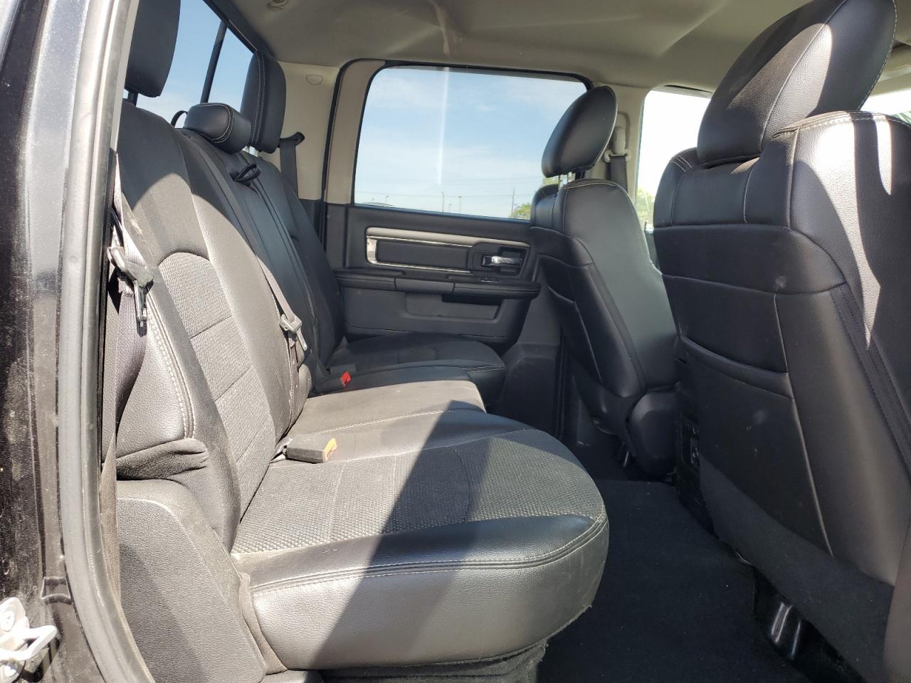 2015 Ram 1500 Sport VIN: 1C6RR7MT5FS725446 Lot: 81599145