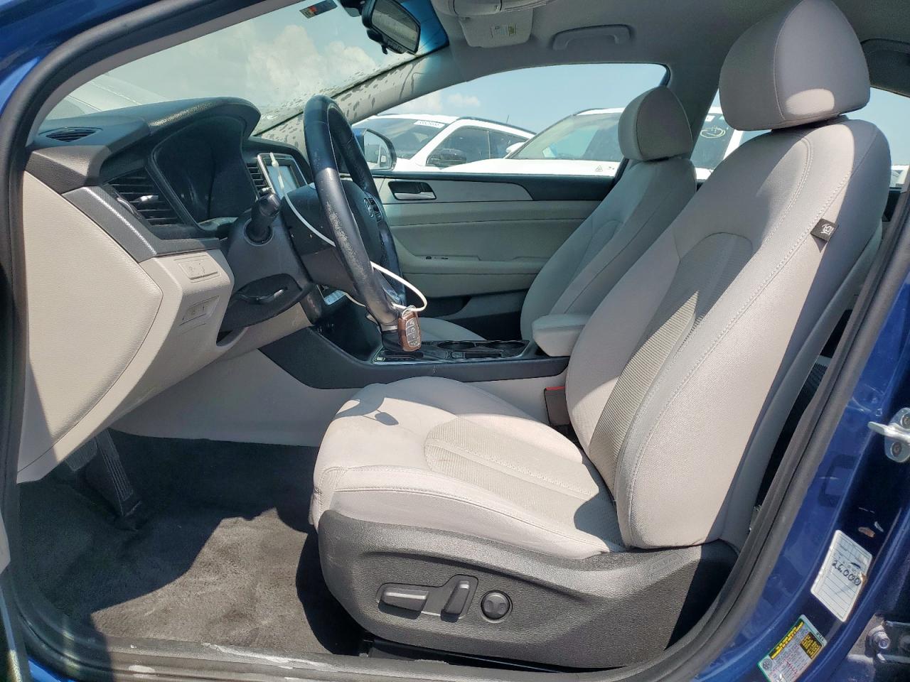 2018 Hyundai Sonata Sport VIN: 5NPE34AF8JH653056 Lot: 80347535