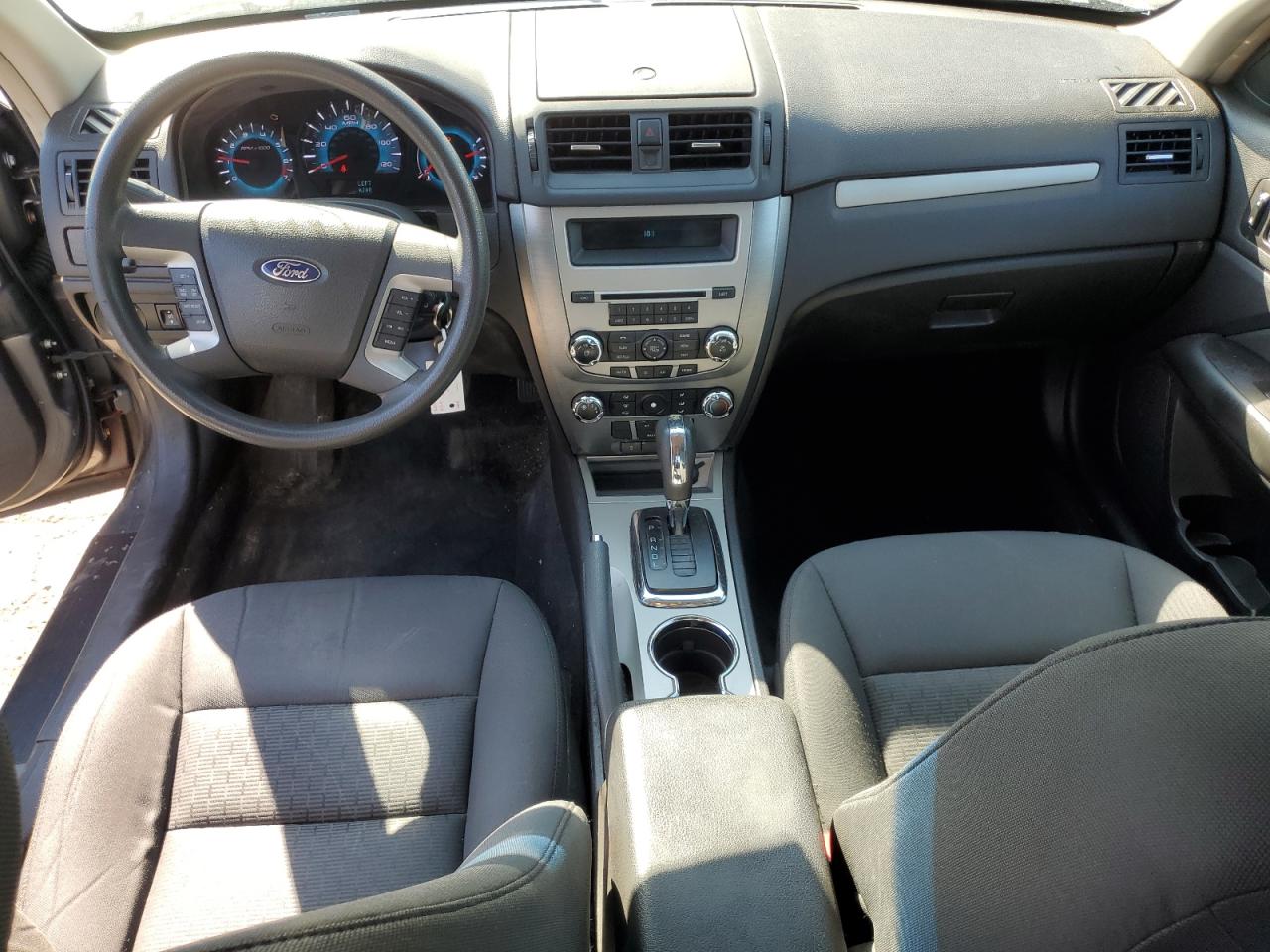 2010 Ford Fusion Se VIN: 3FAHP0HA7AR421930 Lot: 70995535