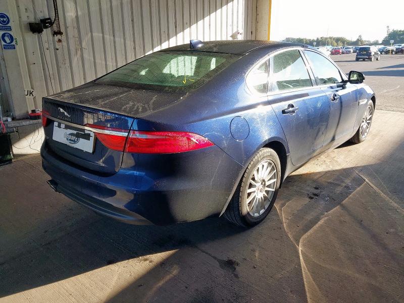 2017 JAGUAR XF PRESTIGE D AUTO 