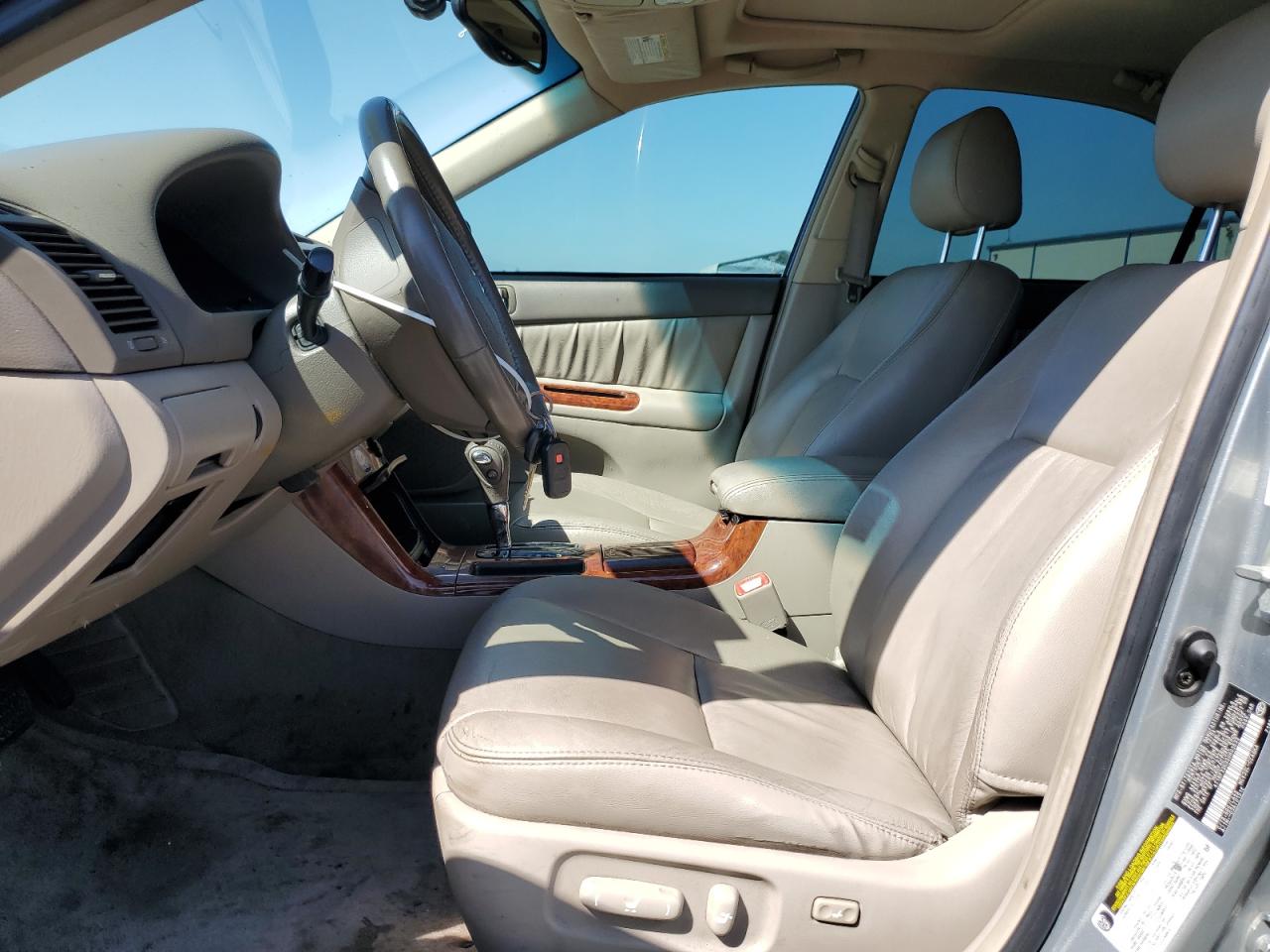 2005 Toyota Camry Le VIN: 4T1BF32K05U603632 Lot: 84240185