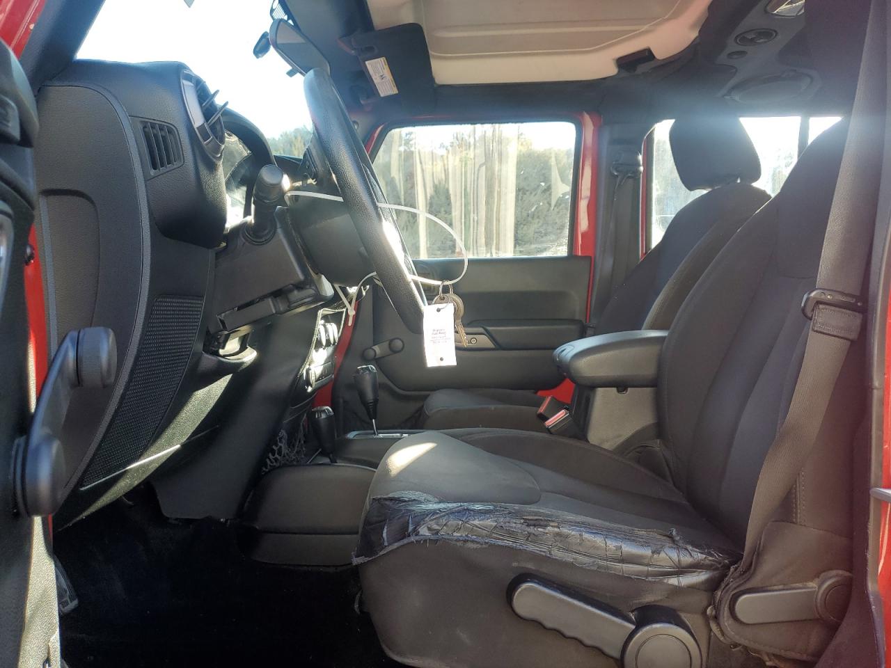 2014 Jeep Wrangler Unlimited Sport VIN: 1C4BJWDG2EL255416 Lot: 80876205