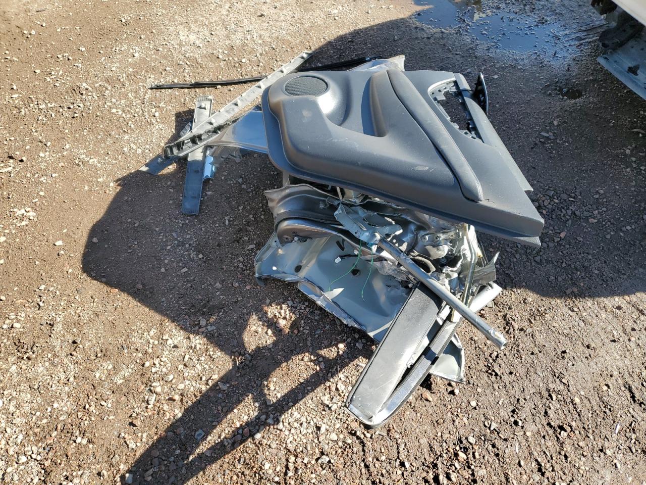 2018 Nissan Rogue S VIN: KNMAT2MV6JP591750 Lot: 81250885