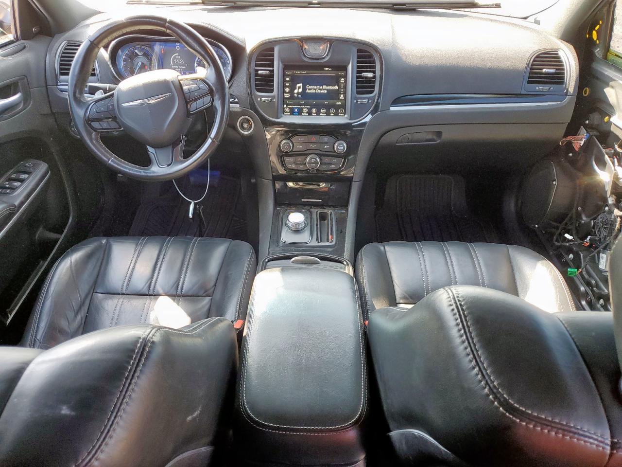 2021 Chrysler 300 S VIN: 2C3CCABGXMH585504 Lot: 71813585