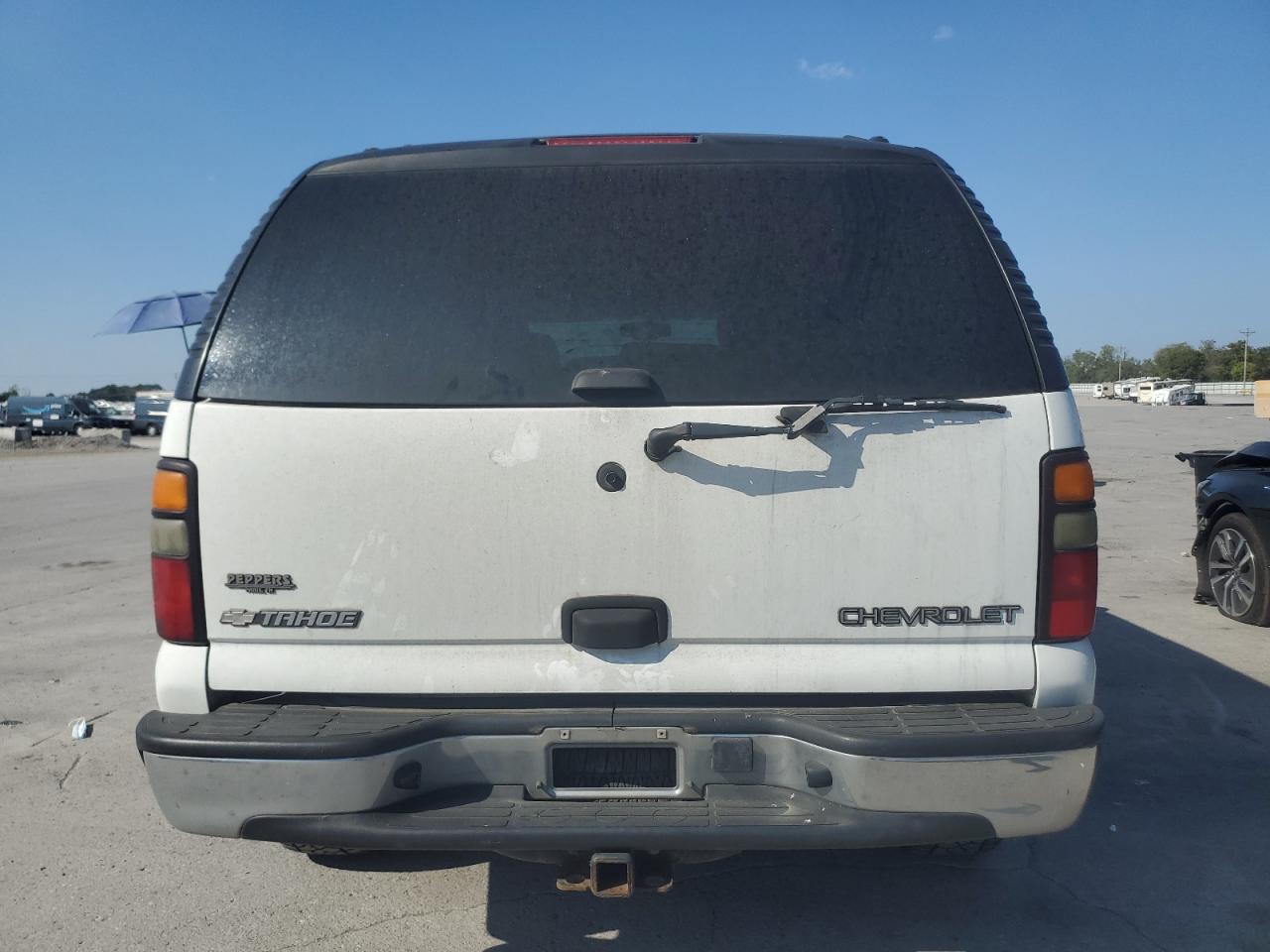 2005 Chevrolet Tahoe K1500 VIN: 1GNEK13T45J260261 Lot: 81402145