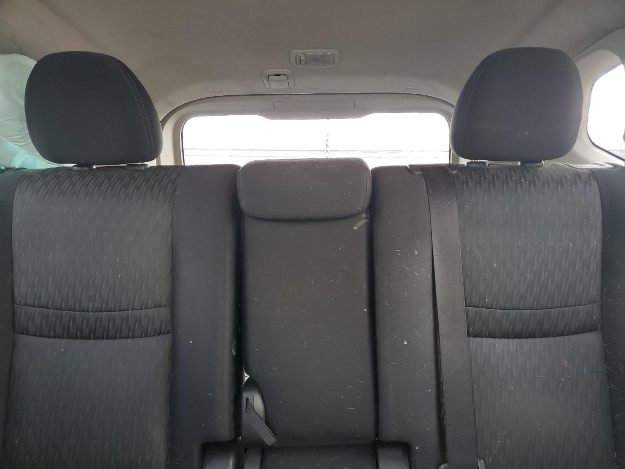 2017 Nissan Rogue S VIN: JN8AT2MT7HW132651 Lot: 81478435