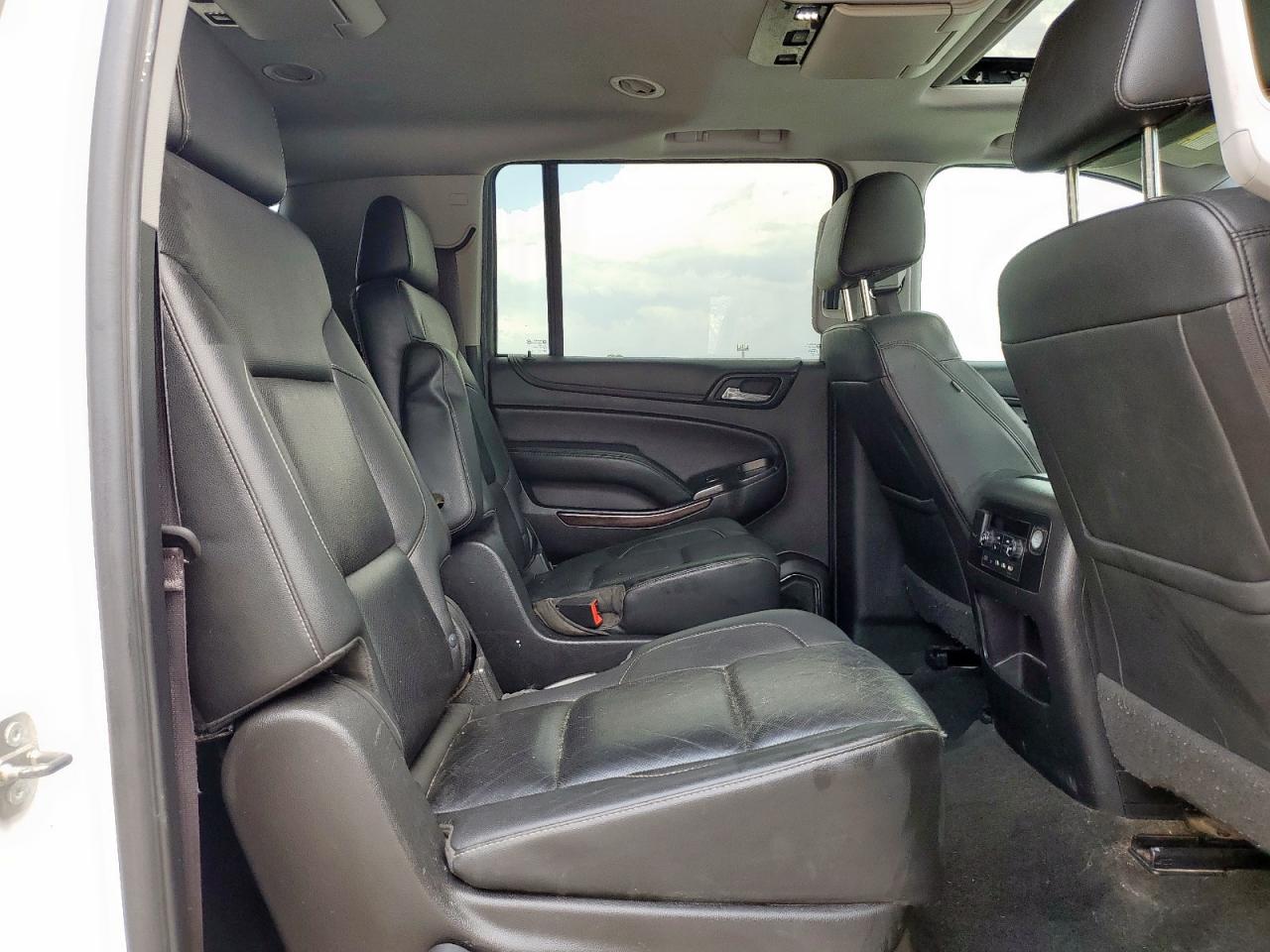 2017 GMC Yukon Xl C1500 Slt VIN: 1GKS1GKC6HR305634 Lot: 71068635