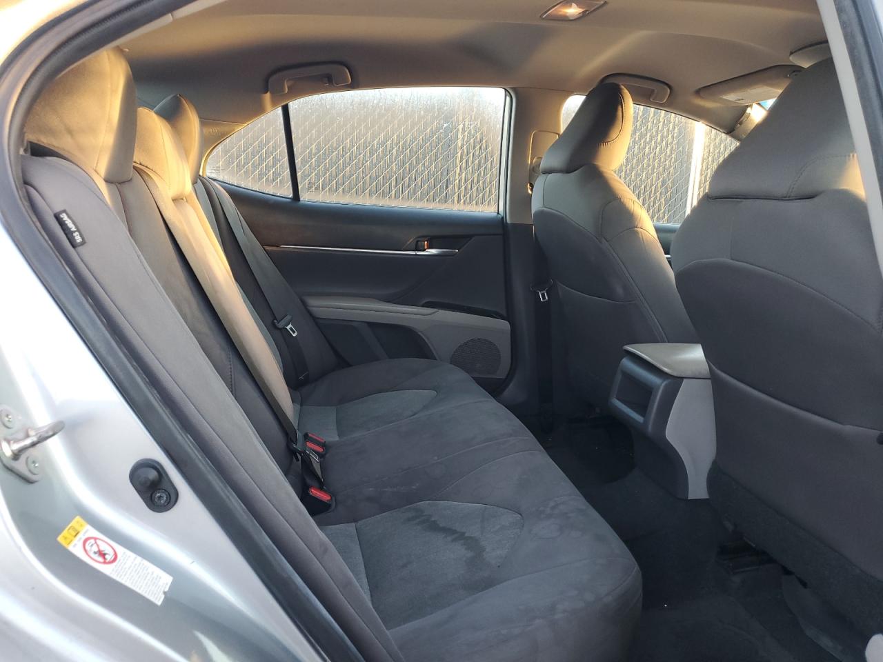 2019 Toyota Camry L VIN: 4T1B11HK8KU730456 Lot: 84261555