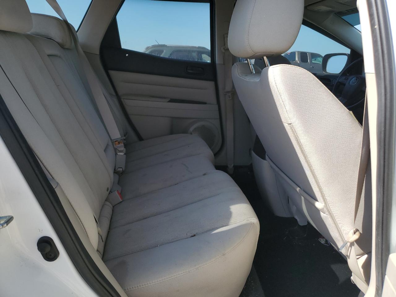 2011 Mazda Cx-7 VIN: JM3ER2A59B0359844 Lot: 81207275