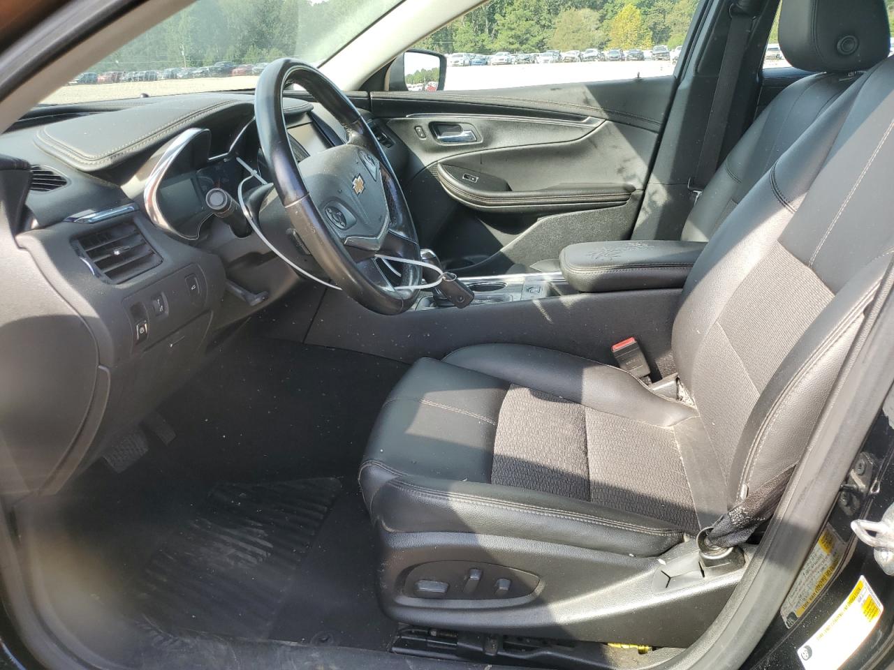 2018 Chevrolet Impala Lt VIN: 1G1105SA5JU121679 Lot: 83990365