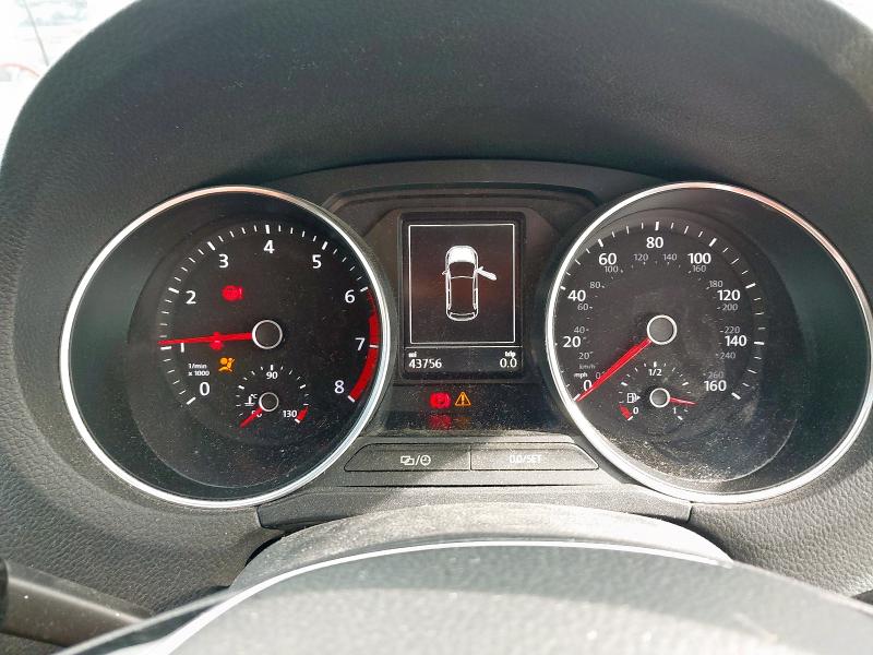 2015 VOLKSWAGEN POLO SE 