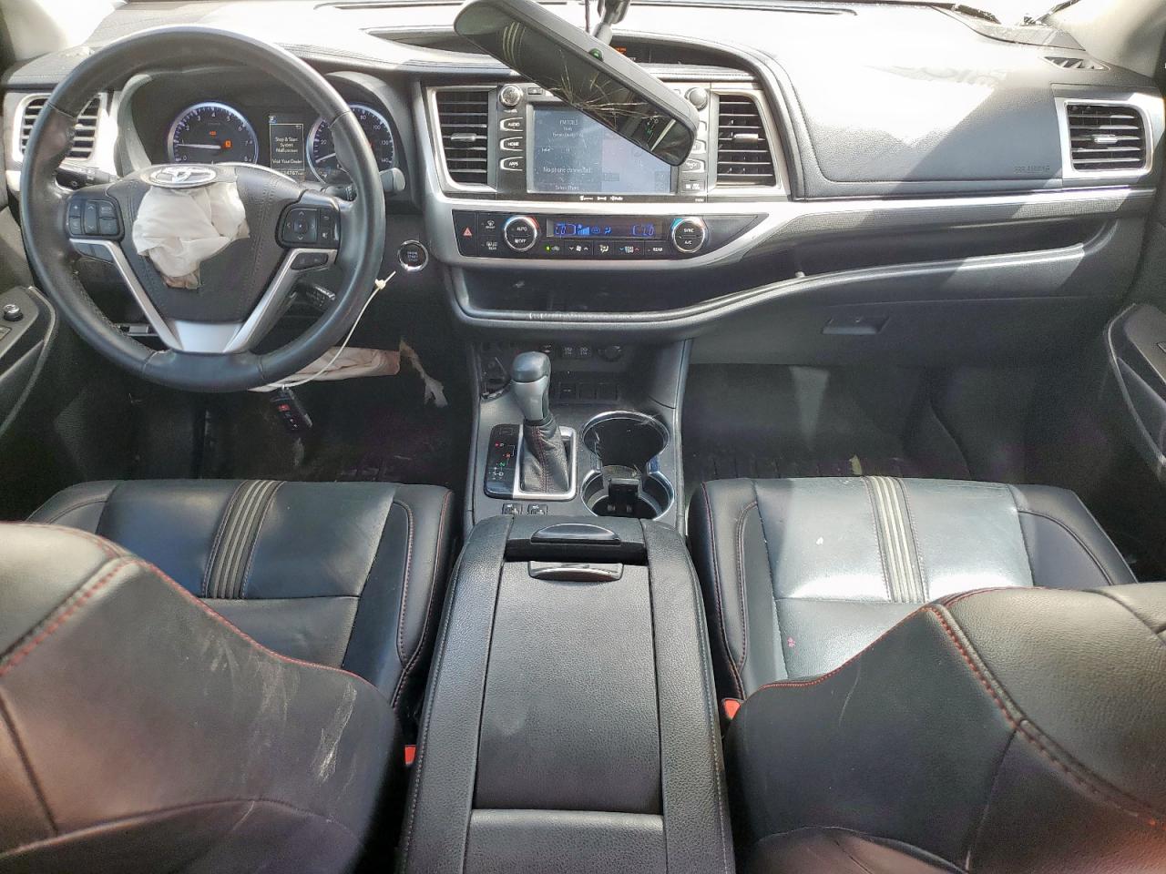 2019 Toyota Highlander Se VIN: 5TDKZRFH9KS354552 Lot: 83815025