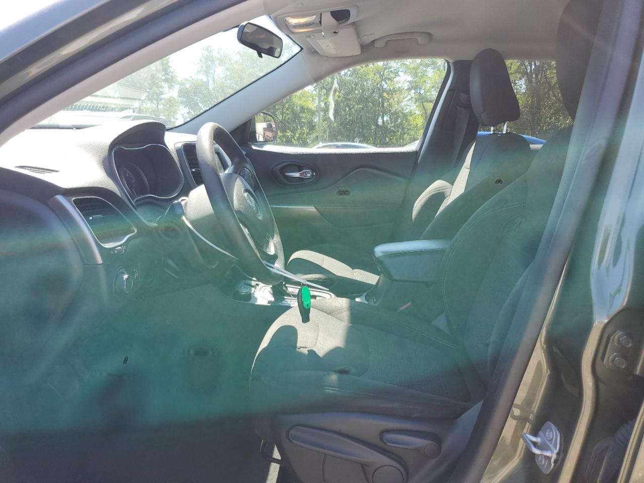 2020 Jeep Cherokee Latitude VIN: 1C4PJMCB8LD651521 Lot: 71156105