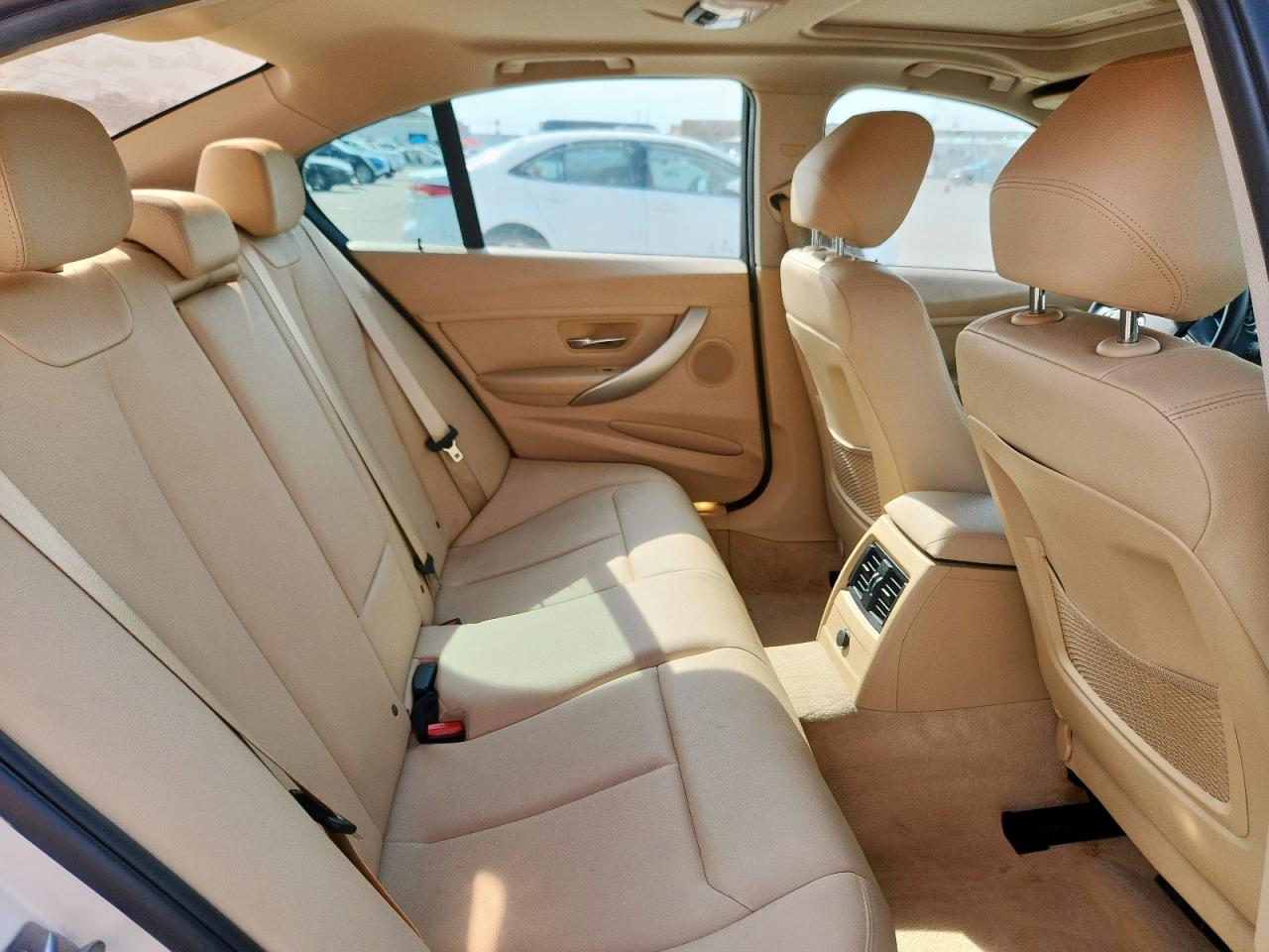 2015 BMW 320 I VIN: WBA3B1C56FK136437 Lot: 71505245