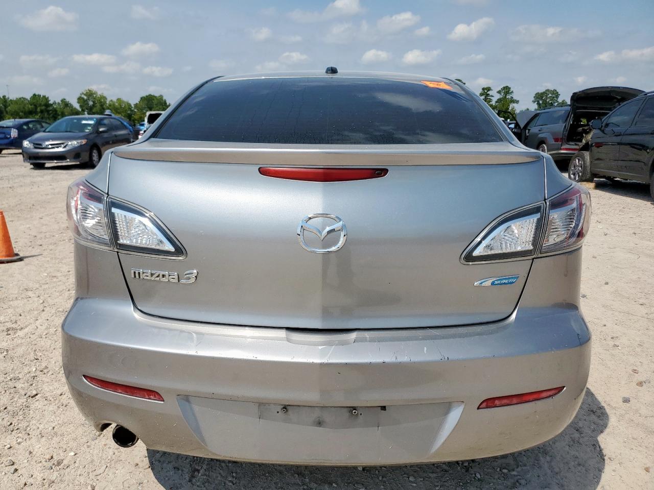 2013 Mazda 3 I VIN: JM1BL1W78D1782994 Lot: 69903035