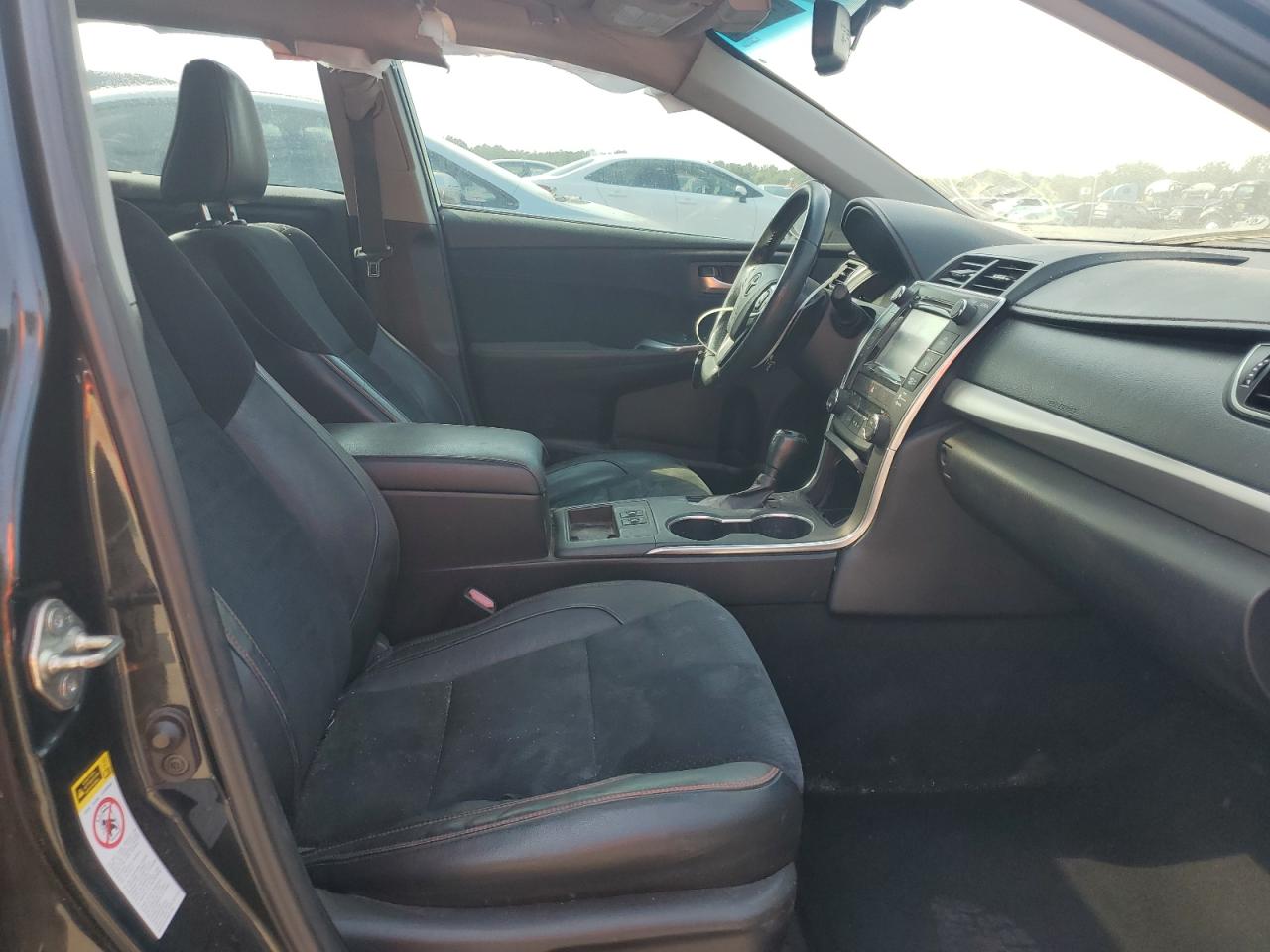 2015 Toyota Camry Le VIN: 4T1BF1FK0FU910640 Lot: 71833635