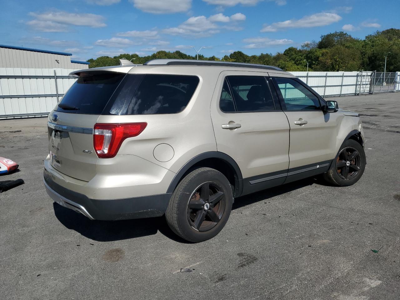 2017 Ford Explorer Xlt 1FM5K8D81HGC91315 photo #4