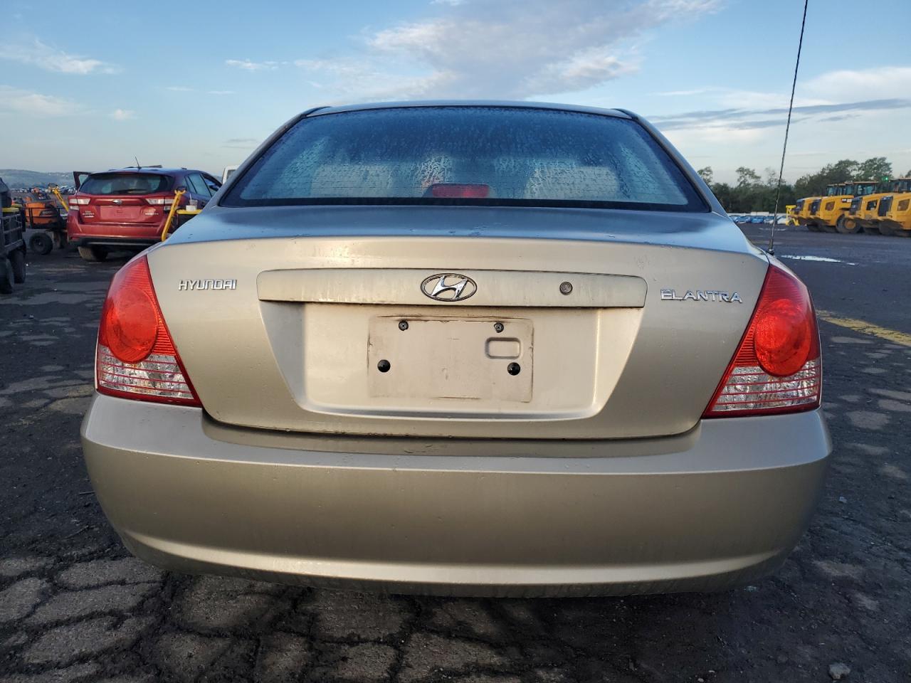 2005 Hyundai Elantra Gls VIN: KMHDN46D25U154287 Lot: 81815865