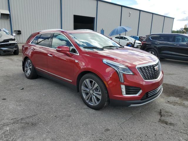  CADILLAC XT5 2024 Красный