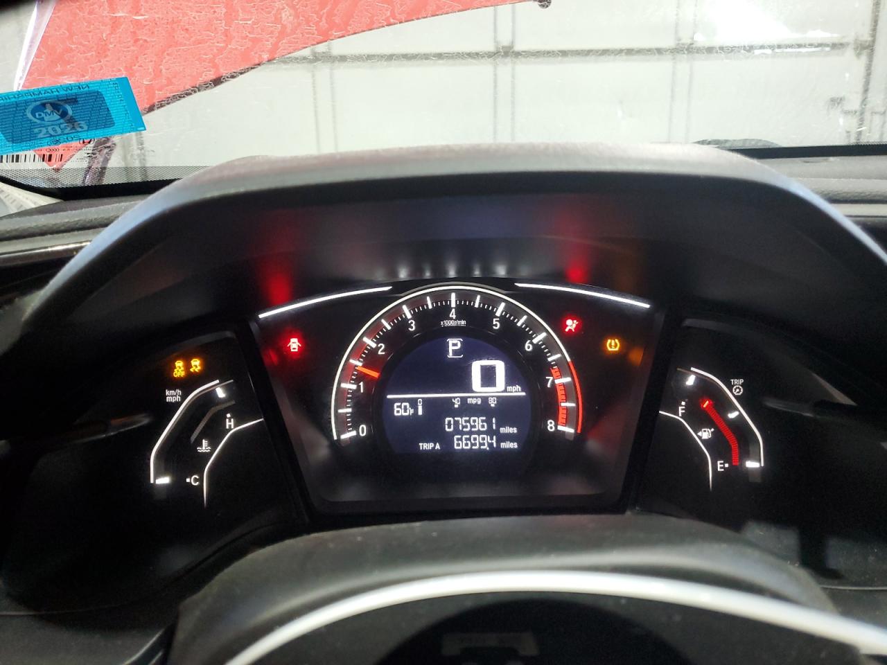 2018 Honda Civic Lx VIN: 2HGFC2F51JH587596 Lot: 80267235