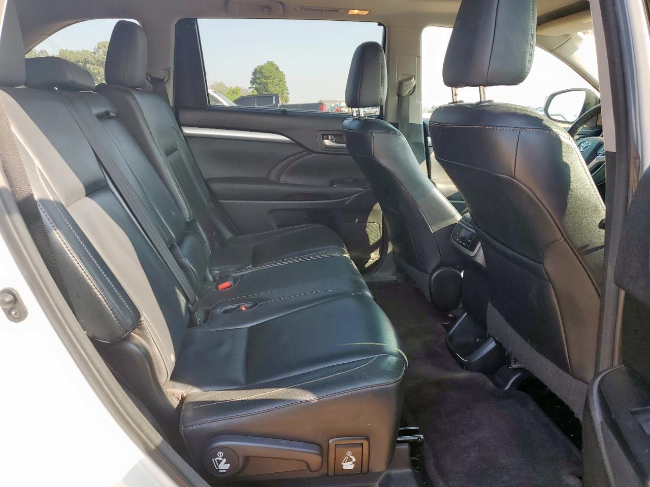 2015 Toyota Highlander Xle VIN: 5TDKKRFH0FS119225 Lot: 80567995