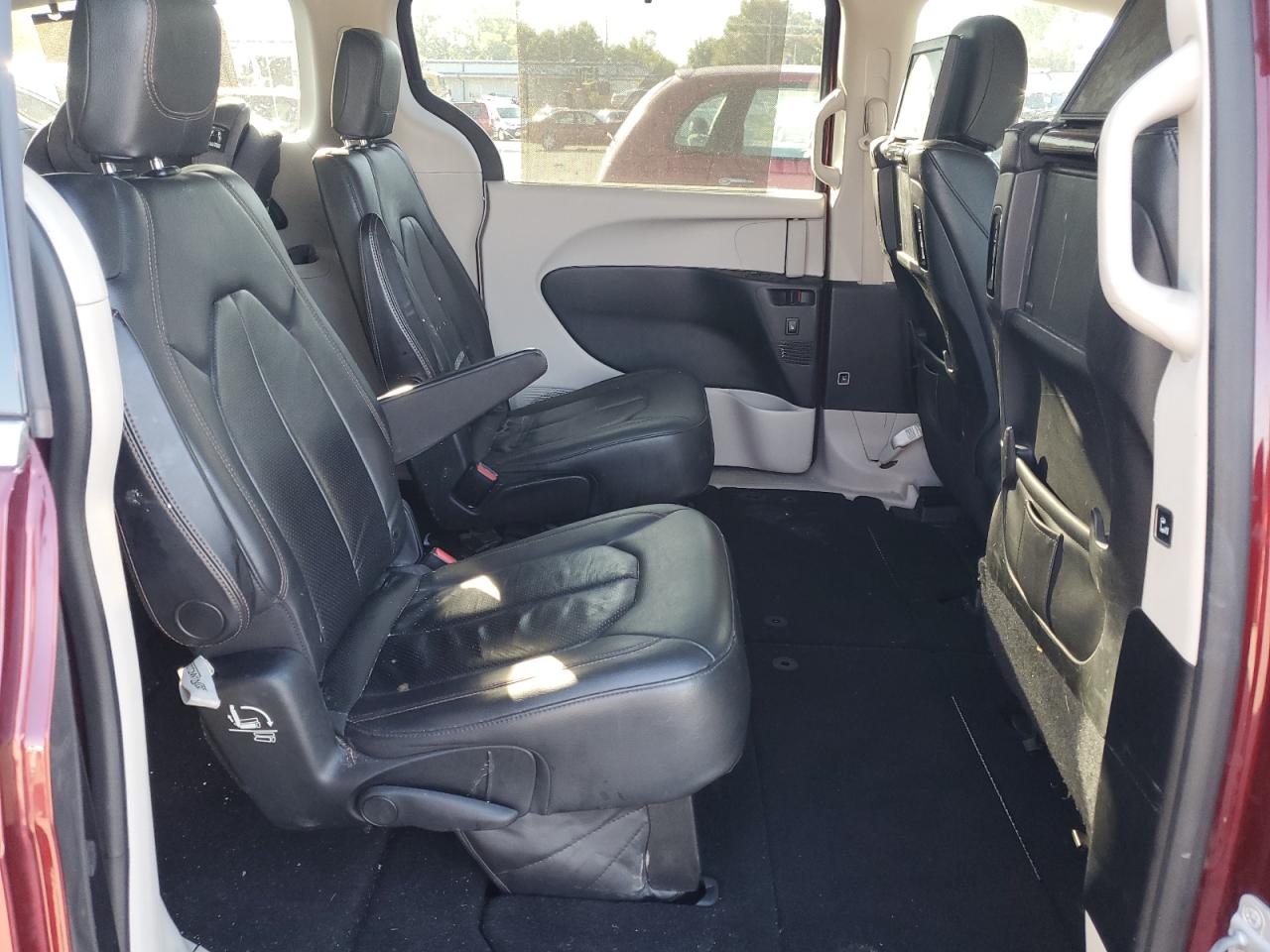 2017 Chrysler Pacifica Touring L Plus VIN: 2C4RC1EGXHR585570 Lot: 83758015