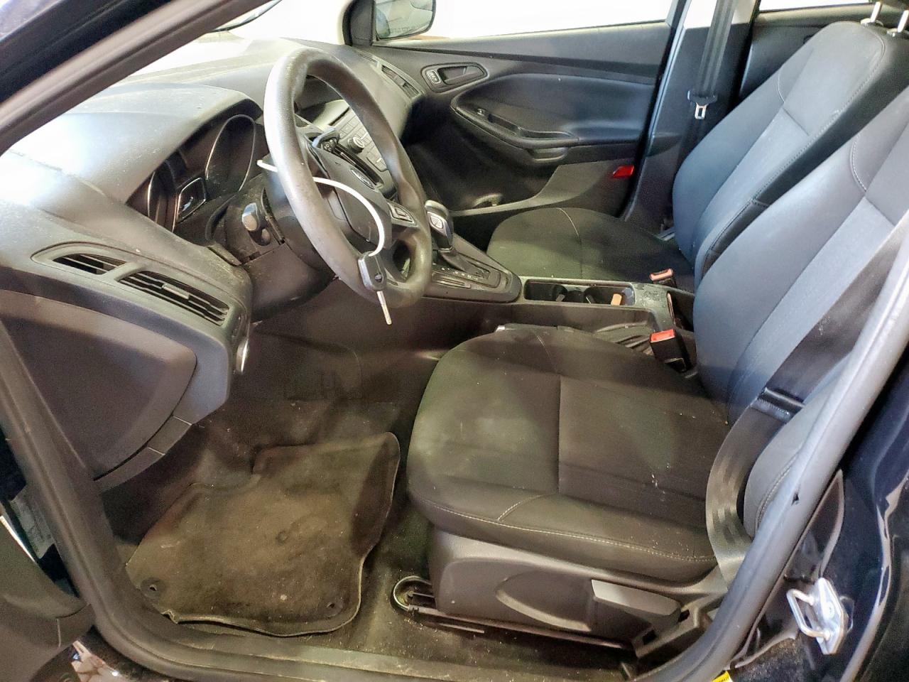 2017 Ford Focus S VIN: 1FADP3E25HL308113 Lot: 81262255