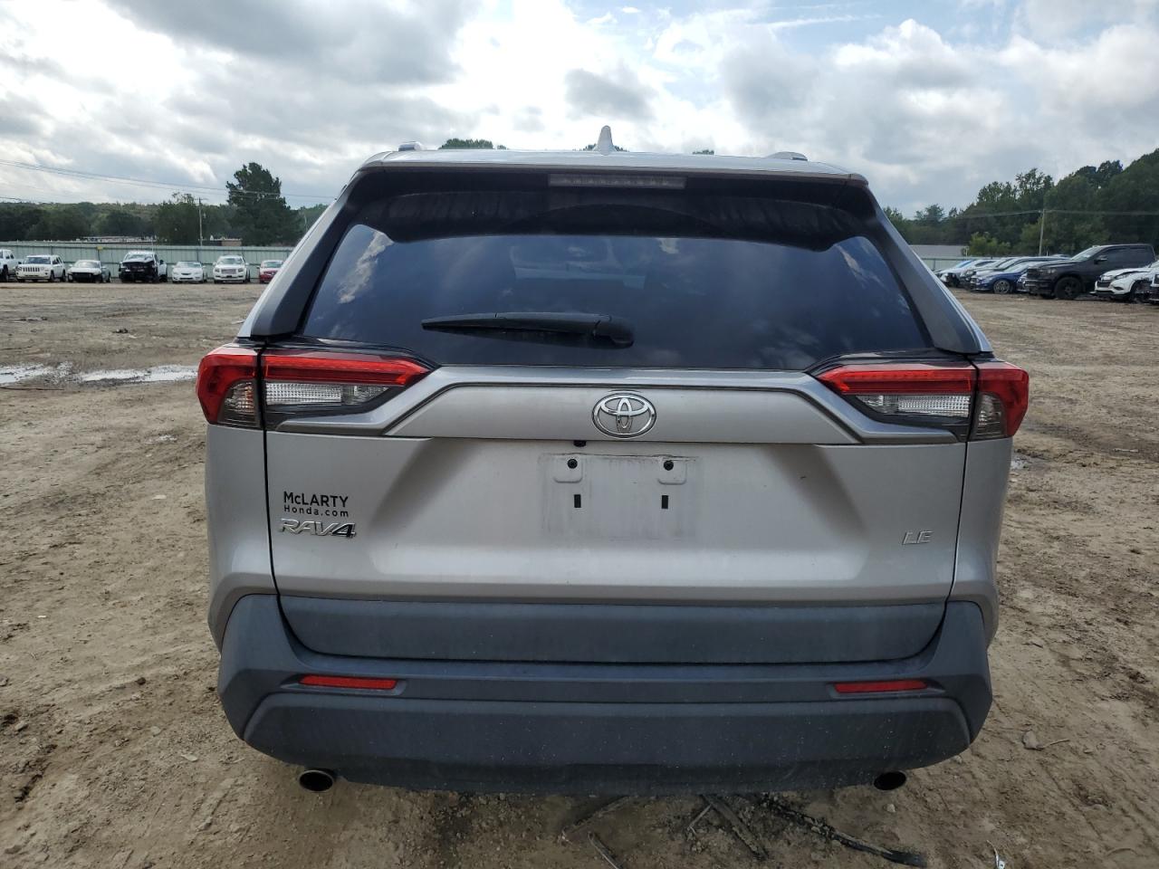 2021 Toyota Rav4 Le VIN: 2T3H1RFV9MC088881 Lot: 81688405