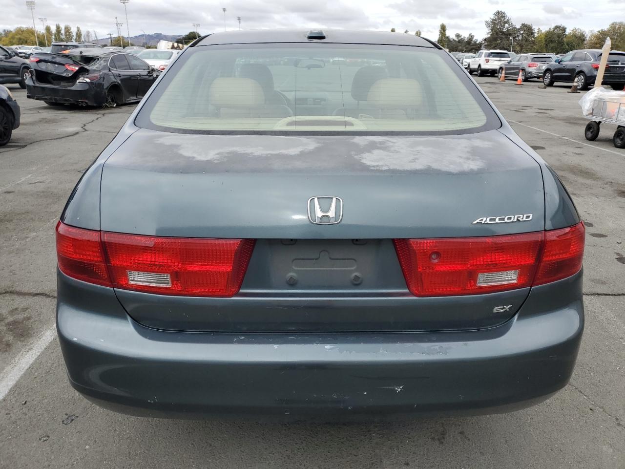 2005 Honda Accord Ex VIN: JHMCM56815C004557 Lot: 81822885