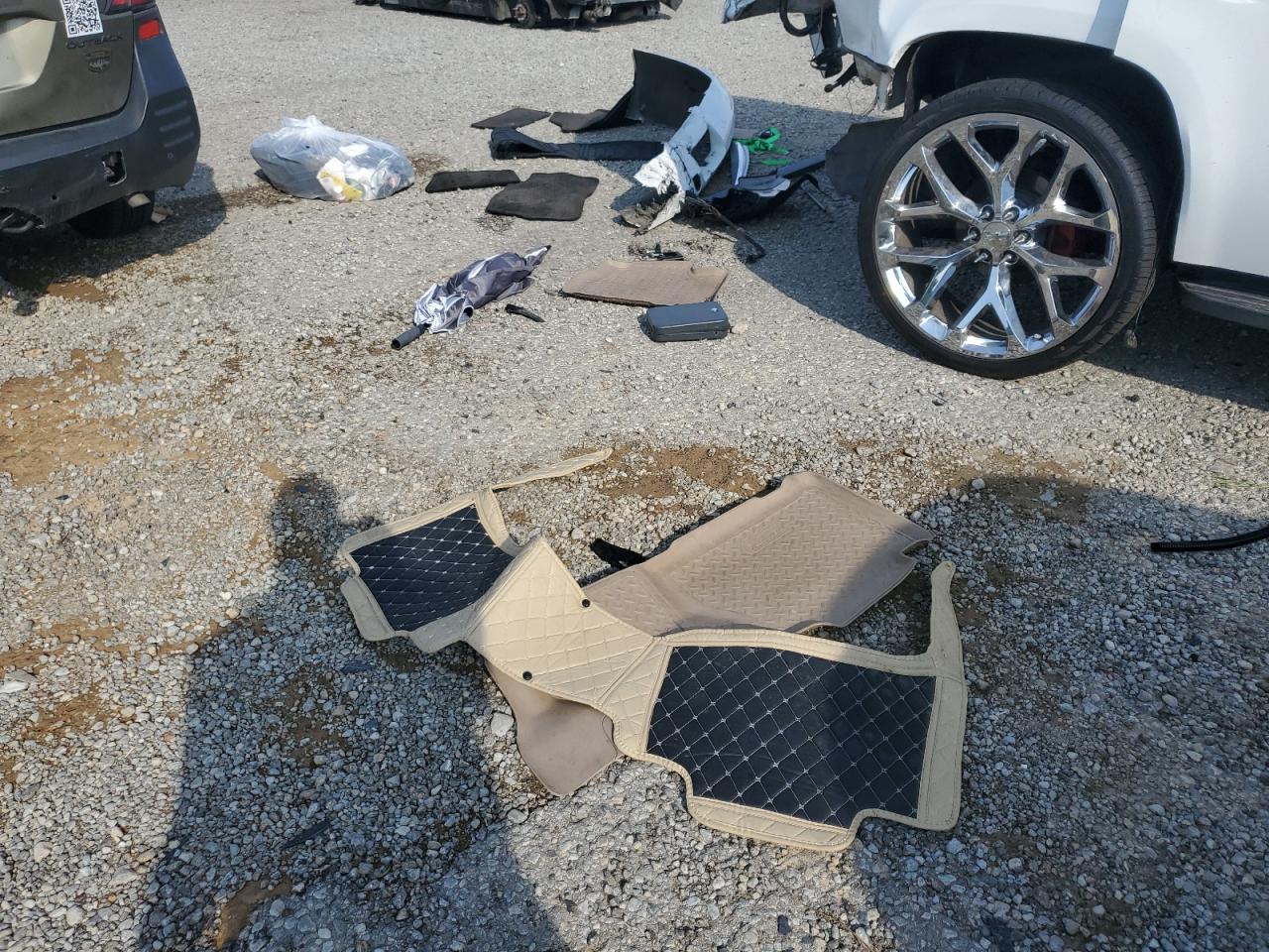 2007 Chevrolet Tahoe C1500 VIN: 1GNFC13J97R294233 Lot: 81701645