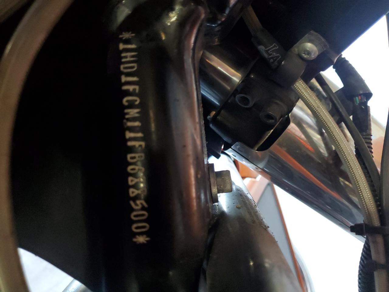 2015 Harley-Davidson Flhtcu Ultra Classic Electra Glide VIN: 1HD1FCM11FB688500 Lot: 83839325