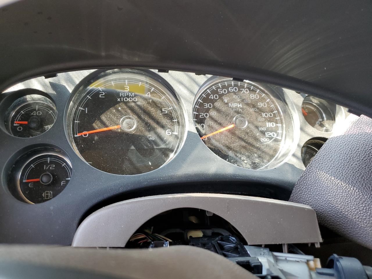 2011 Chevrolet Tahoe C1500 Lt VIN: 1GNSCBE02BR200999 Lot: 81043835