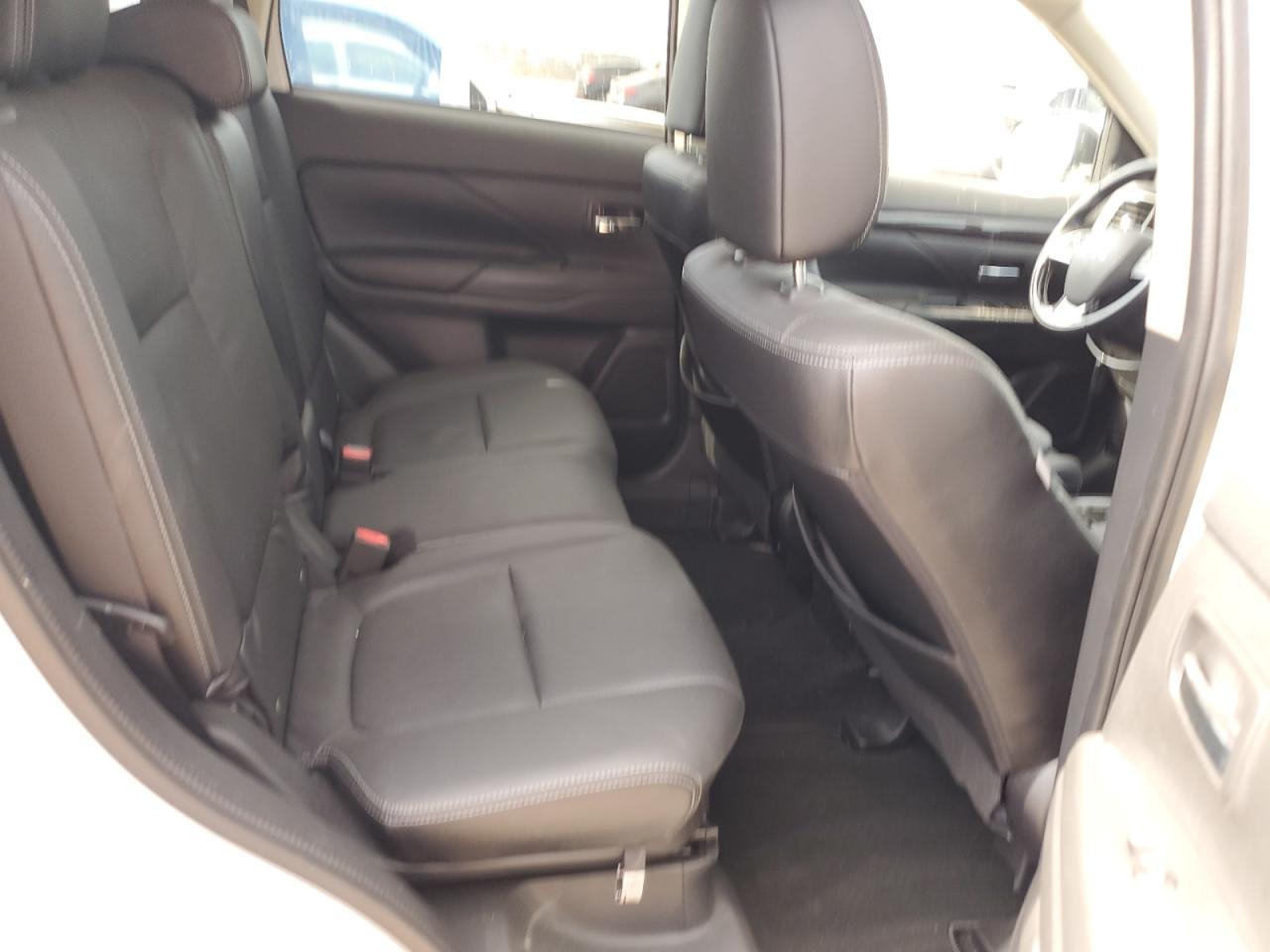 2018 Mitsubishi Outlander Se VIN: JA4AZ3A36JZ050591 Lot: 72047945