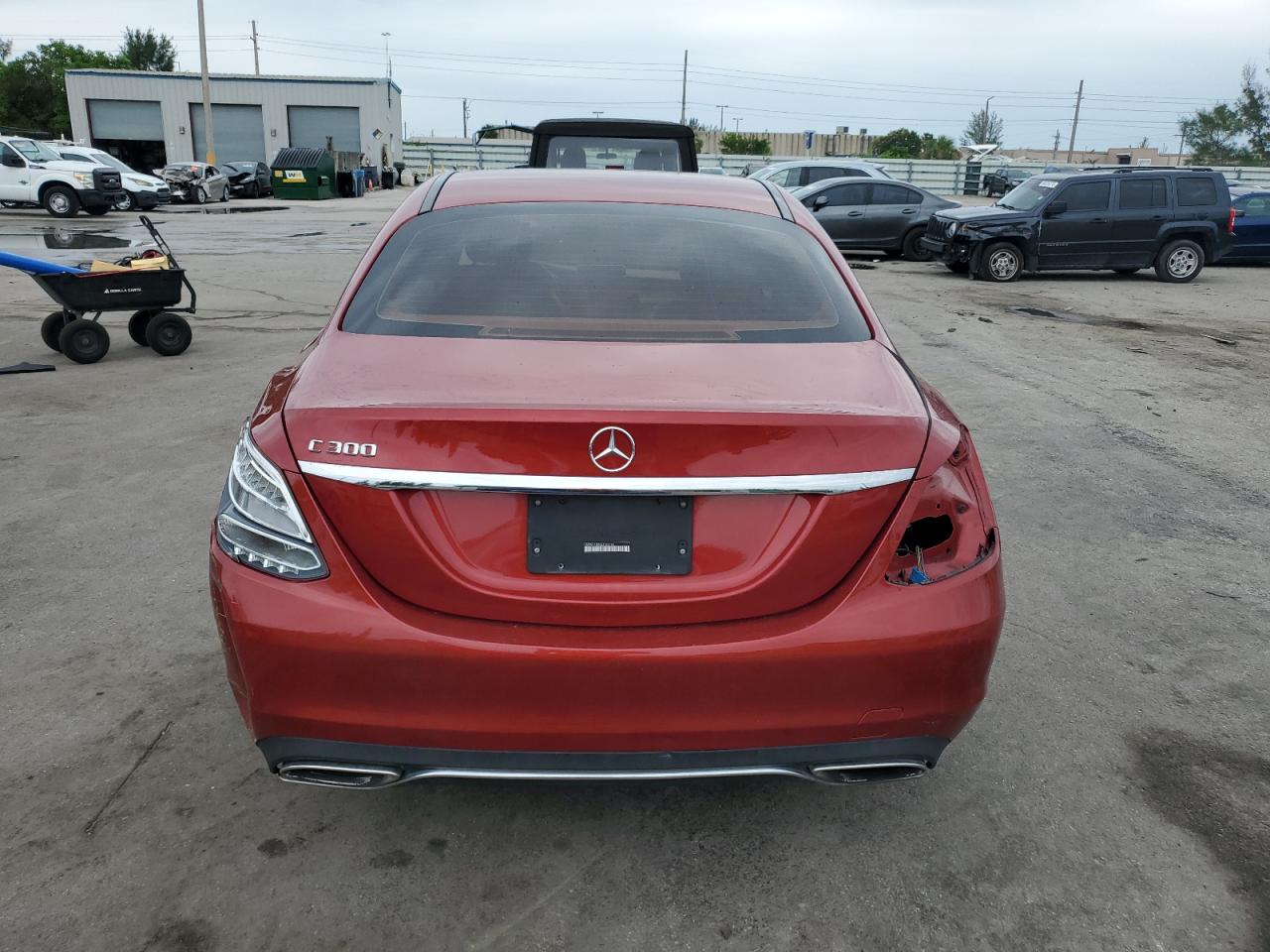2016 Mercedes-Benz C 300 VIN: 55SWF4JB5GU108785 Lot: 81283955