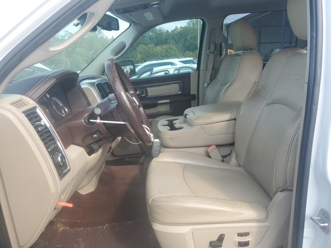 2015 Ram 1500 Laramie VIN: 1C6RR7NT7FS745647 Lot: 80341855