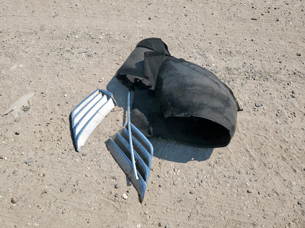 2013 Hyundai Genesis 3.8L VIN: KMHGC4DD5DU248605 Lot: 80910665