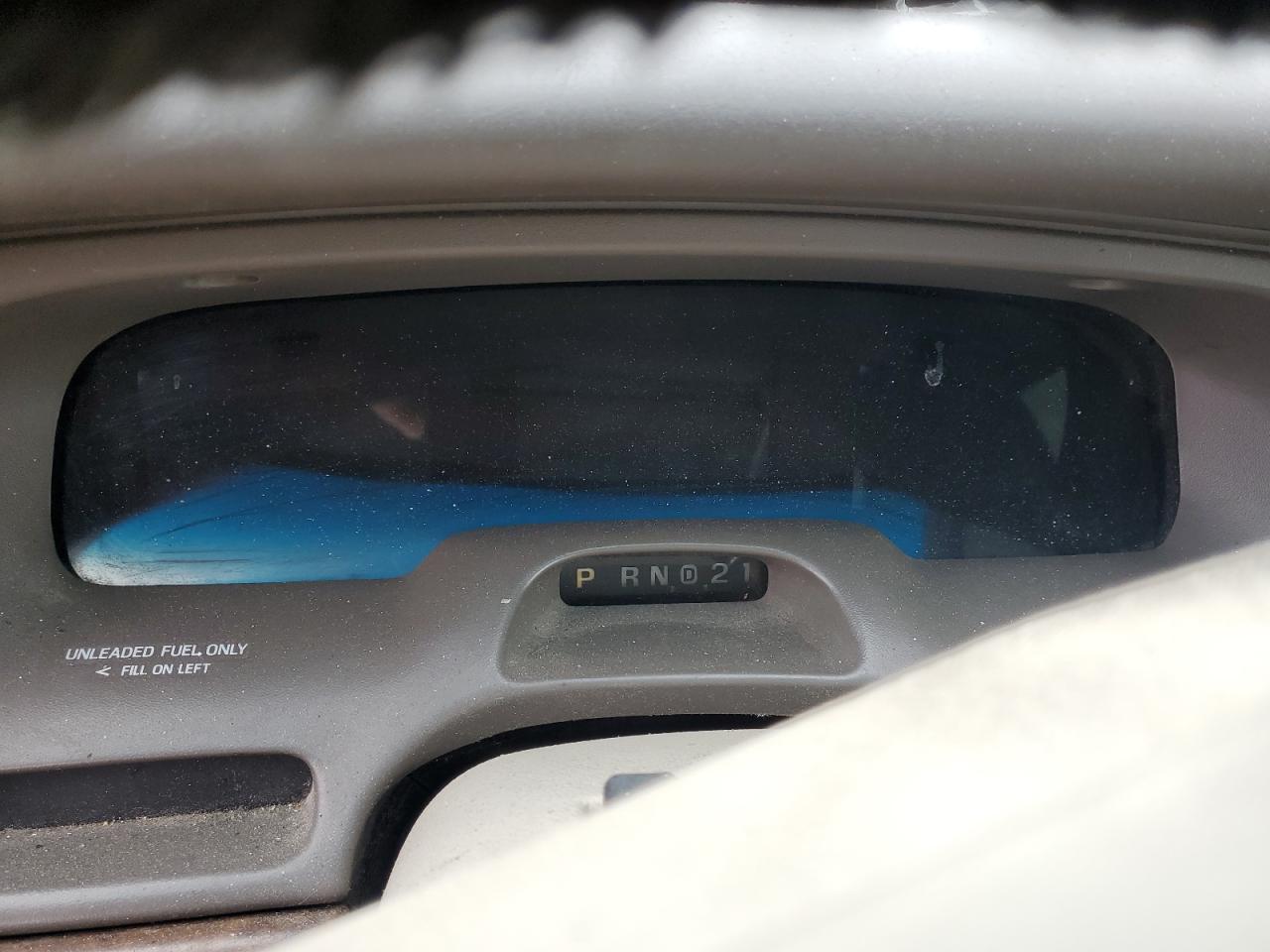 1996 Lincoln Town Car Signature VIN: 1LNLM82W4TY607103 Lot: 81811565