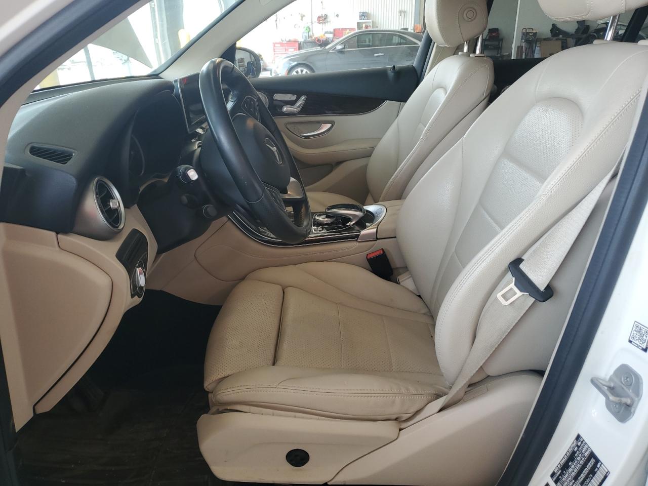 2016 Mercedes-Benz Glc 300 4Matic VIN: WDC0G4KB9GF008679 Lot: 71913935