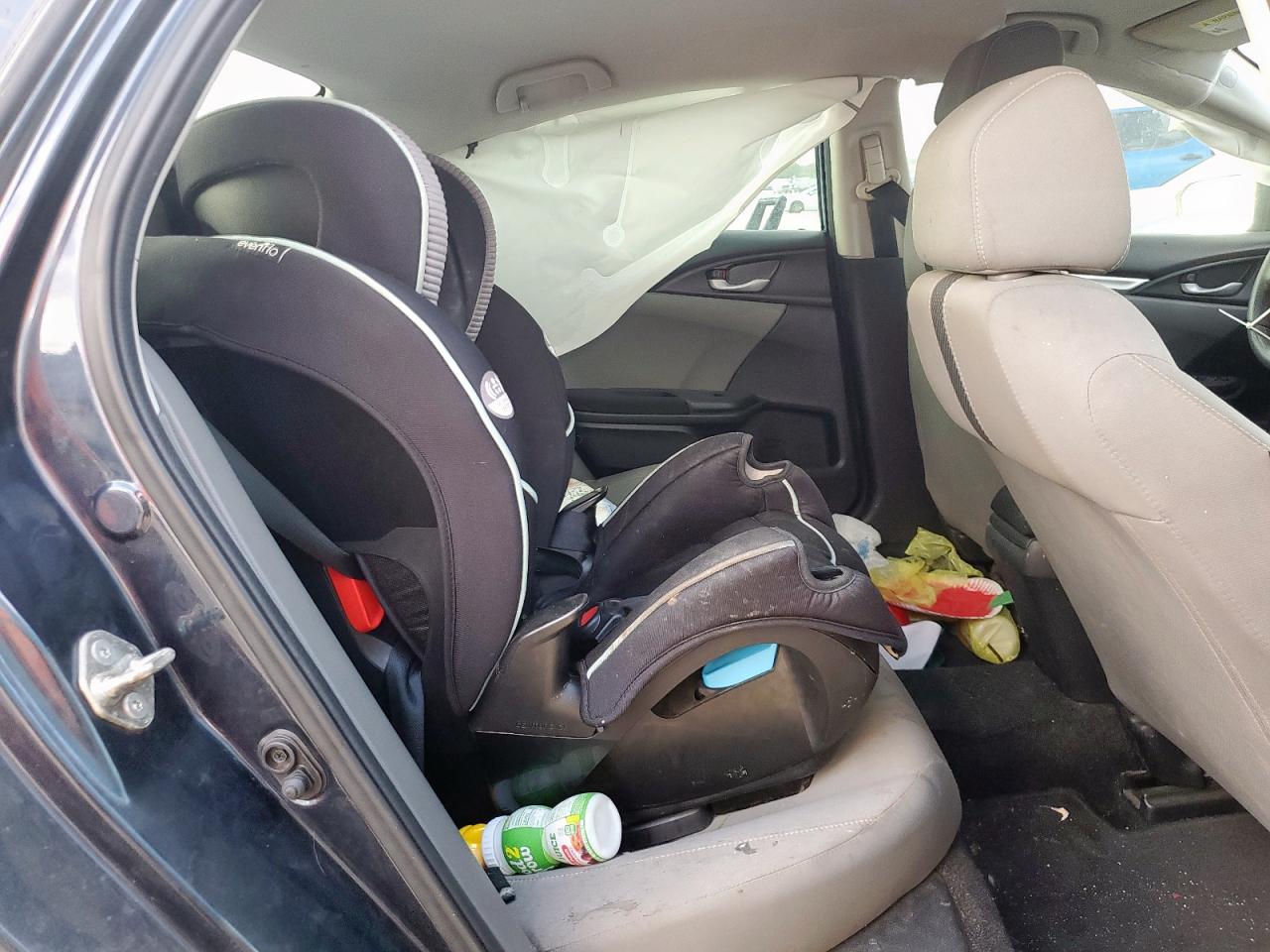 2019 Honda Civic Lx VIN: 19XFC2F6XKE004821 Lot: 84152425