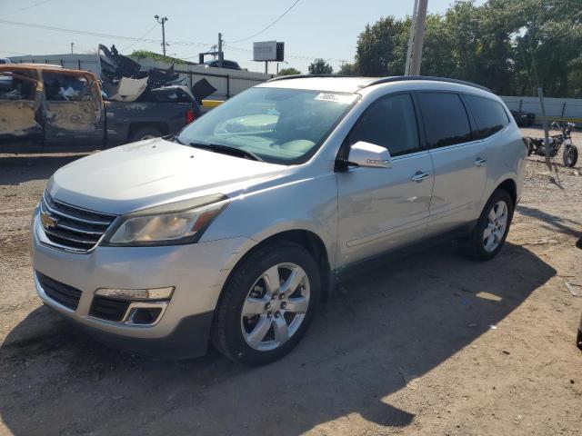  CHEVROLET TRAVERSE 2017 Серебристый
