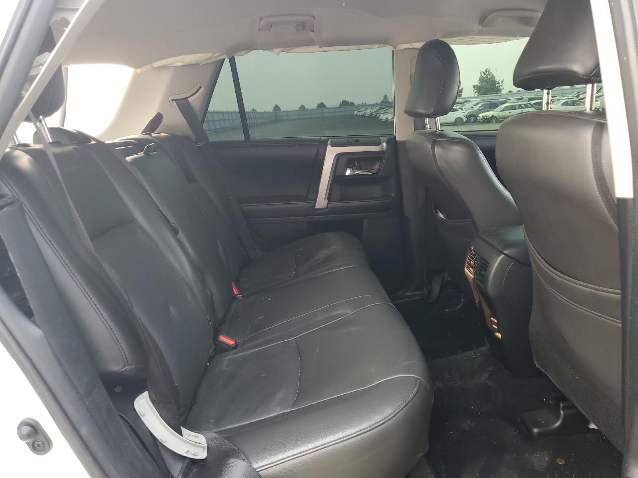 2015 Toyota 4Runner Sr5/Sr5 Premium VIN: JTEBU5JR8F5232263 Lot: 71698395