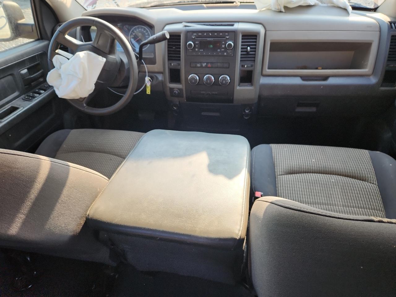 2010 Dodge Ram 1500 VIN: 1D7RB1GPXAS151398 Lot: 71207515